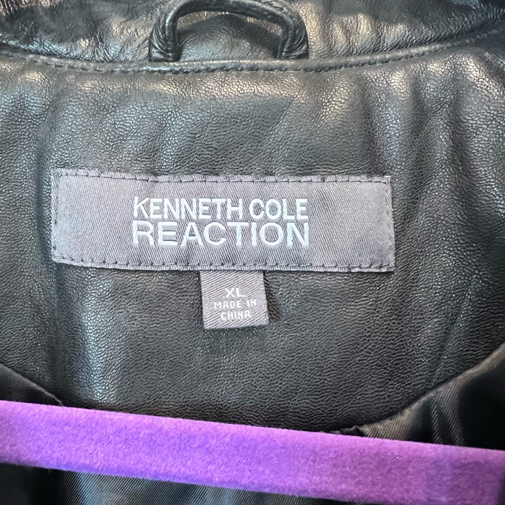 Kenneth Cole Reaction Black Leather Women’s Jacket Sz XL Back Buckle Detail - Picture 4 of 16
